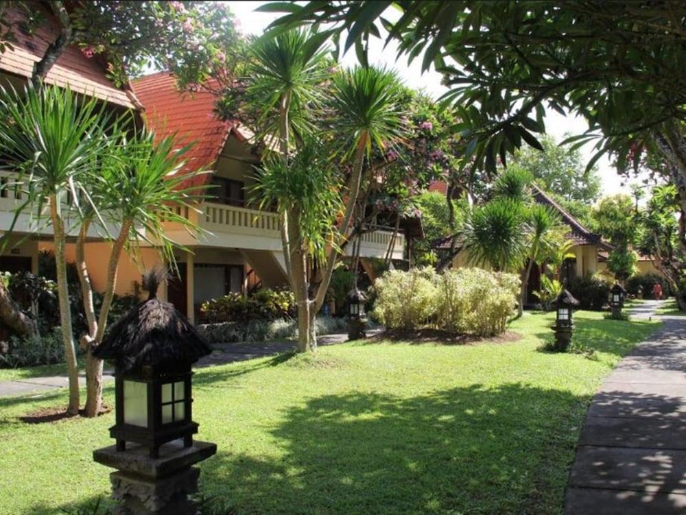 Besakih Beach Hotel Sanur Zewnętrze zdjęcie