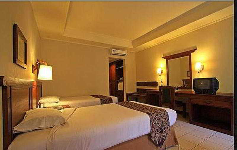 Besakih Beach Hotel Sanur Zewnętrze zdjęcie